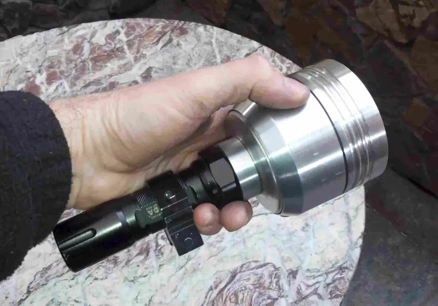 Поисковый и подствольный фонарь Armytek Barracuda: особенности, тесты на охоте и…