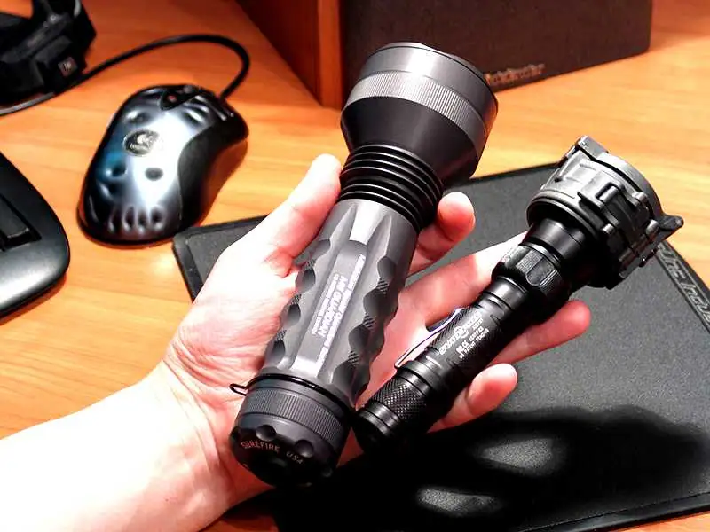 Сравнение Surefire M4 Devastator и M6 Guardian: характеристики, замеры и полевые тесты