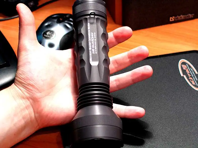 Сравнение Surefire M4 Devastator и M6 Guardian: характеристики, замеры и полевые тесты