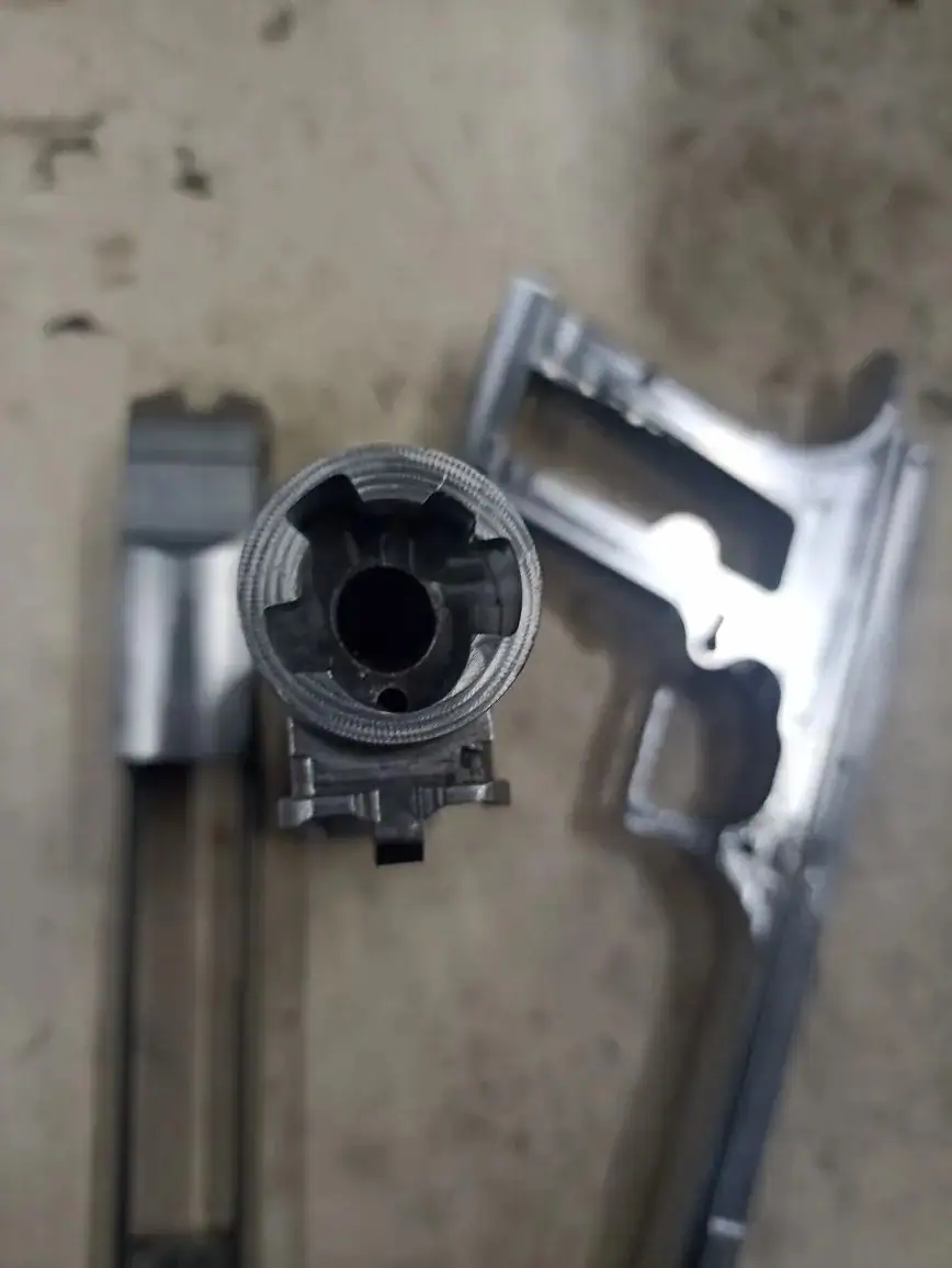 Производство цельнофрезерованных макетов пистолета Desert Eagle: конструктив, деактивация…