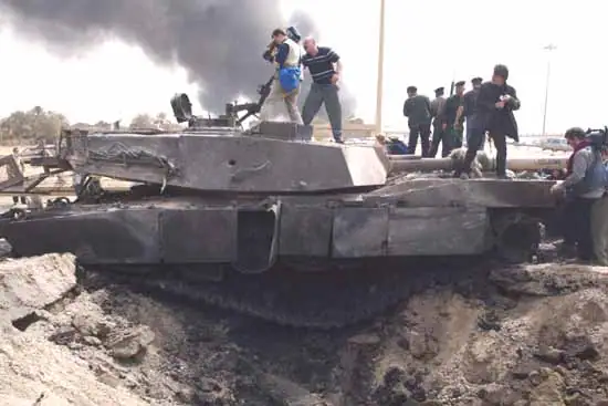 Сравнение основных боевых танков Т-90 и M1A1 Abrams: особенности конструкций и боевой опыт