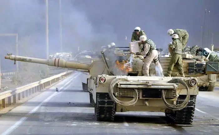 Сравнение основных боевых танков Т-90 и M1A1 Abrams: особенности конструкций и боевой опыт