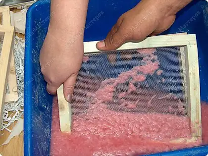 Изготовление самодельной бумаги из речной тины и водорослей