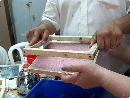 Изготовление самодельной бумаги из речной тины и водорослей