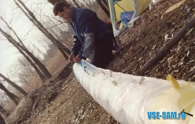 Самодельные плавсредства: способы преодоления водных преград из подручных материалов